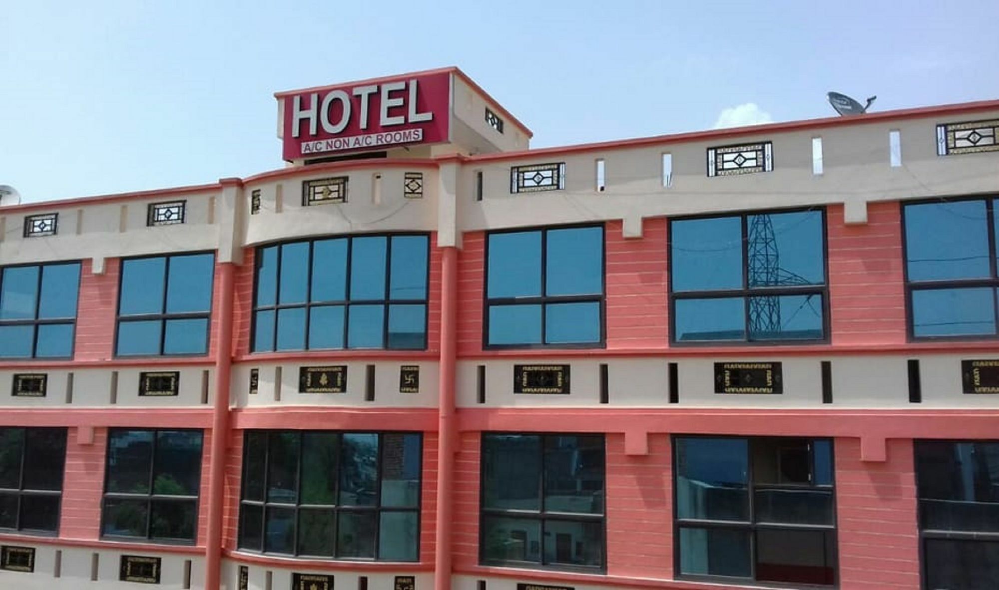 Hotel Om Jai Джайпур Екстериор снимка
